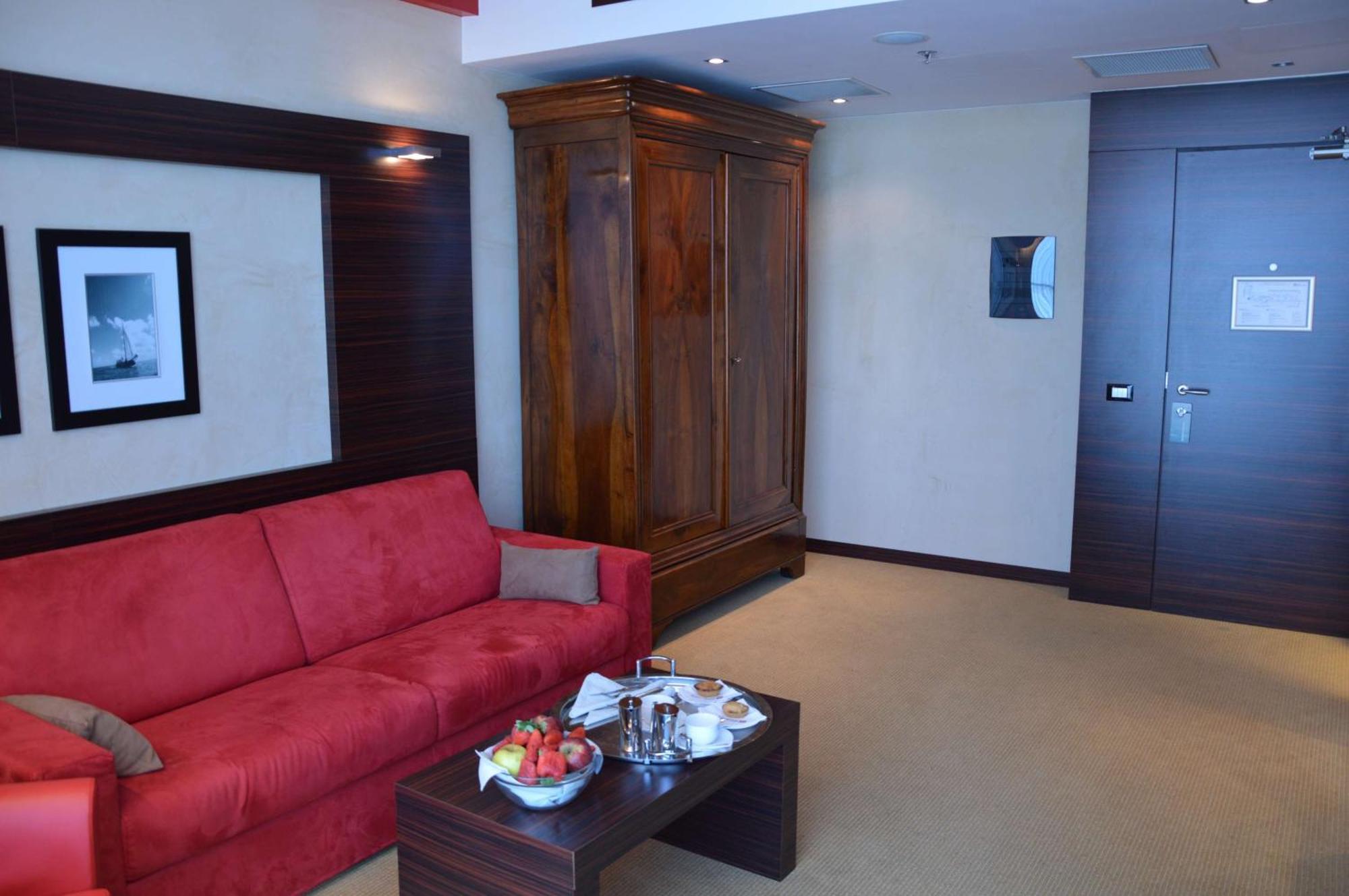 Hilton Garden Inn Lecce Buitenkant foto