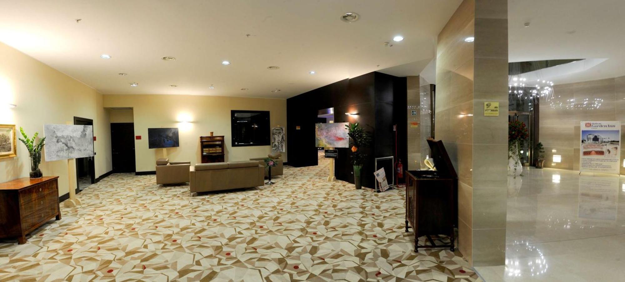 Hilton Garden Inn Lecce Buitenkant foto